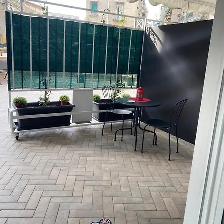 Terrazza Annunziata * Neapol