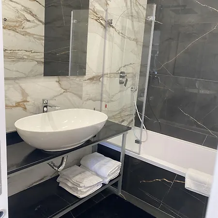 Affittacamere Terrazza Annunziata 4*