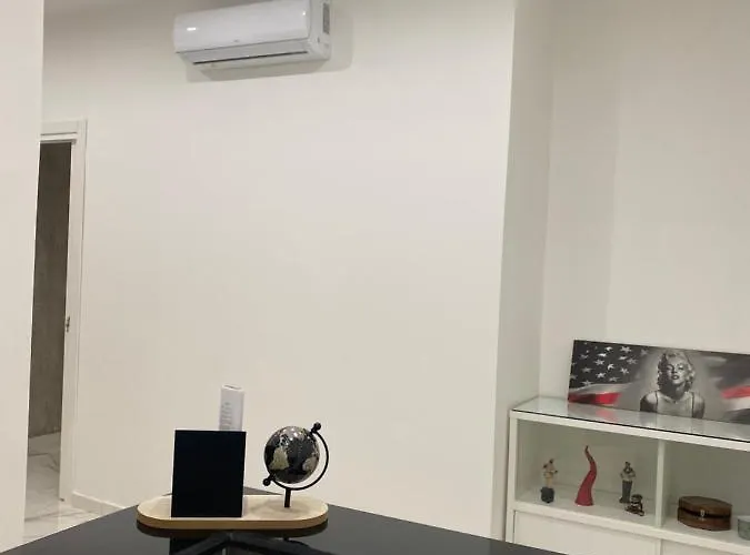 Terrazza Annunziata 招待所 4*