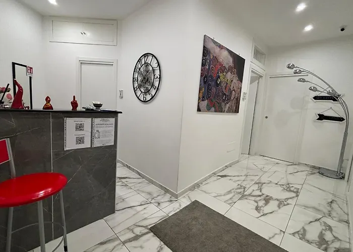 Konukevi Terrazza Annunziata 4*