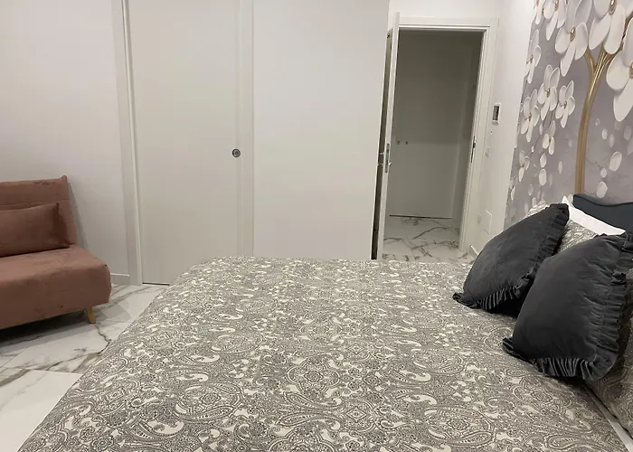 Konukevi Terrazza Annunziata Napoli